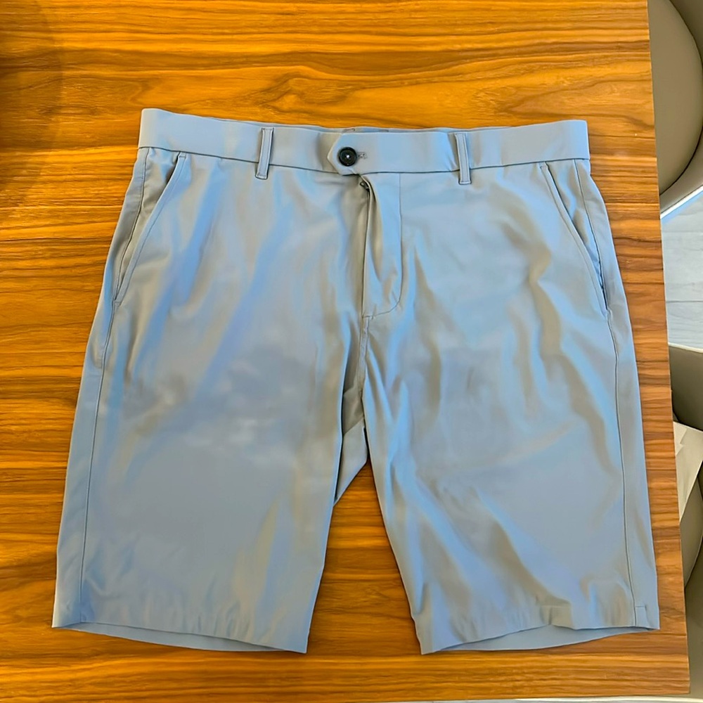 Greyson golf shorts. Used one time. Perfect condition.